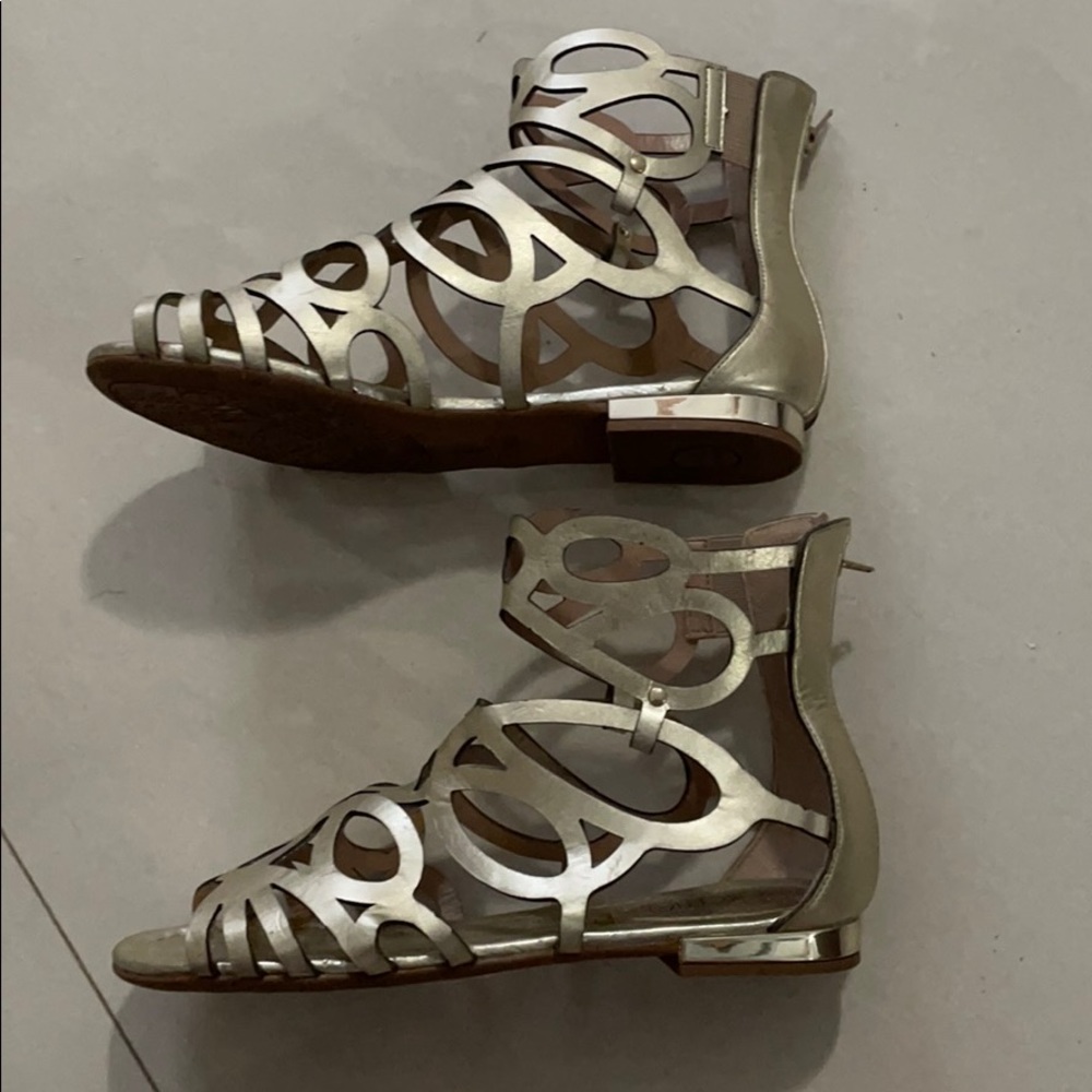 Golden Sandals - Picture 3 of 3